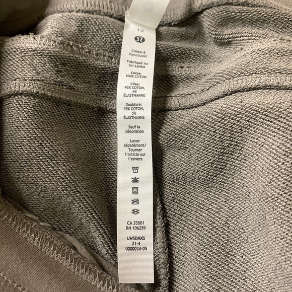 Lululemon Athletica Warm Down Jogger 7/8 Length Size 12 New Condition No Tags - Picture 8 of 9